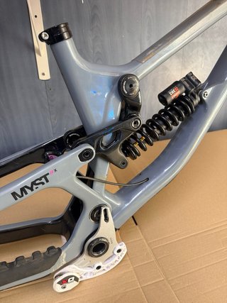 Cuadro Descenso Saracen Myst Carbon Talla L
