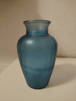 Jarrón azul esmerilado