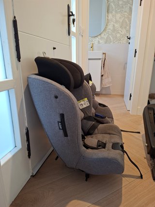 Conjunto Silla Coche Axkid Modukid
