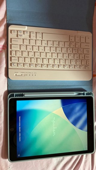 iPad 8ª Gen 32GB WiFi + Lápiz + Teclado