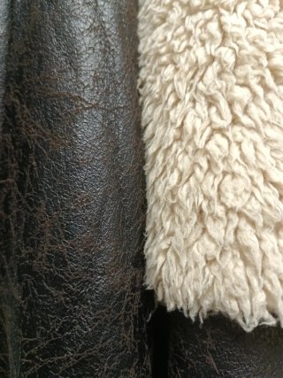 Chaqueta forrada marrón y beige Talla M