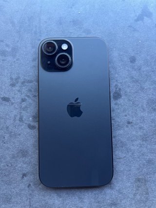 iPhone 15 Negro/Azul Marino 87% Batería Sin caja