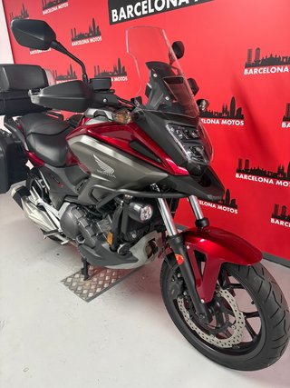 HONDA NC 750 X DCT DEL AÑO 2019 !! MUY EQUIPADA !!
