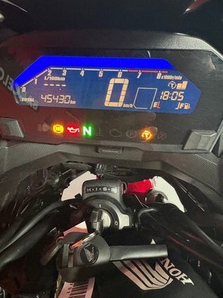 HONDA NC 750 X DCT DEL AÑO 2019 !! MUY EQUIPADA !!