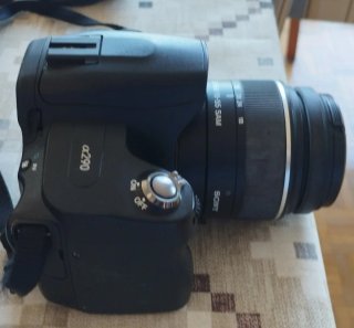 Cámara Sony con cinco objetivos, equipo completo