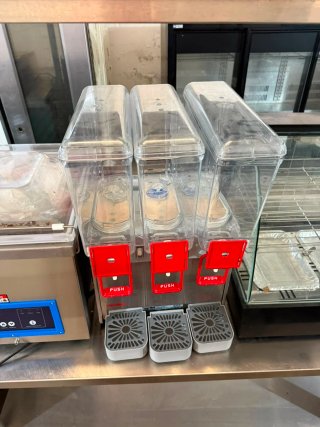 Dispensador de bebidas triple