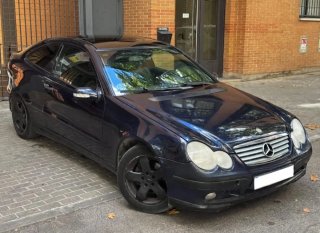 Mercedes-Benz Clase C 2005