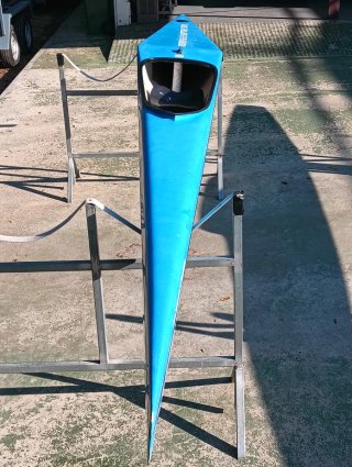 Piragua Román azul