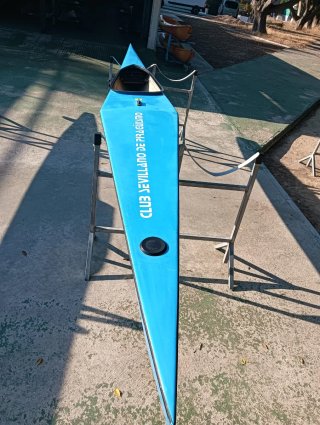 Piragua Román azul