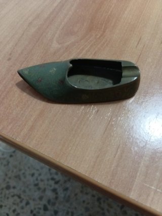 Cenicero antiguo latón/bronce zapato