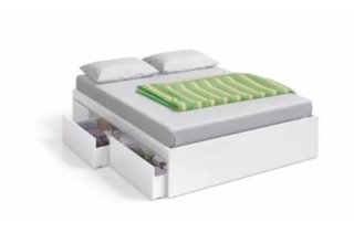 Cama blanca con 4 cajones