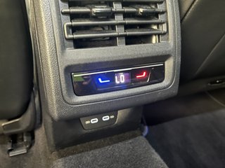 Volkswagen Golf 2024 R PERFORMANCE