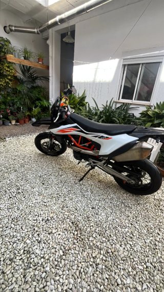 KTM 690 SMC R 2021