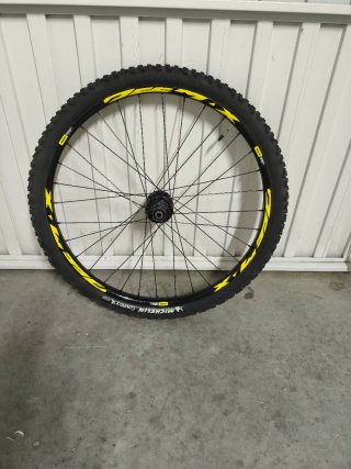 Rueda Trasera Enduro 12x150mm