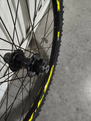 Rueda Trasera Enduro 12x150mm