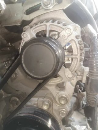 Alternador TOYOTA AVENSIS (T27)