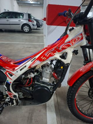 Beta Evo Factory 300c.c MATRICULADA