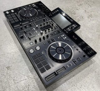 Pioneer DJ XDJ-RX2 + Bag