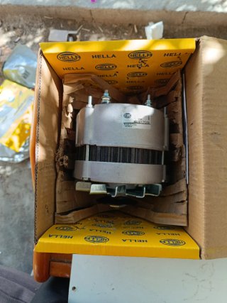 Alternador HELLA 8EL 011 711-651