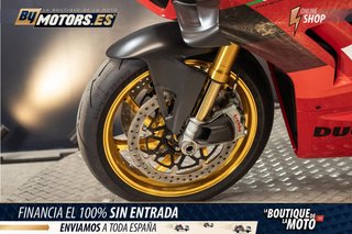 DUCATI Panigale V4 R Akra - embrague - FULL EXTRAS - IMPECABLE