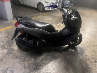 Yamaha NMAX Maxi-Scooter