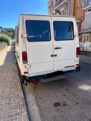 Furgoneta Mercedes-benz, modelo 310D