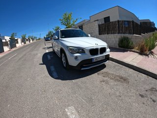 BMW X1 2011