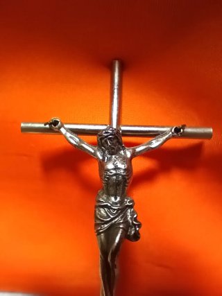 ​Crucifijo Vintage de los Años 70/80 en Peana de M