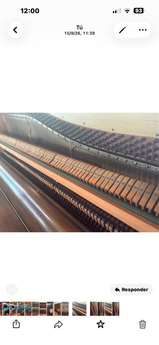 Piano Vertical Antiguo Chassagne Frères. Barcelona