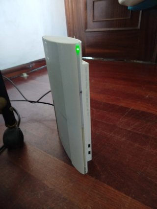 PlayStation 3 SuperSlim Blanca CECH-4004C LW