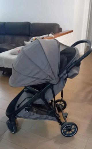 Silla de paseo Baby Monsters modelo Alaska.