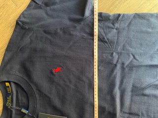 Camiseta talla M. Es ancha.