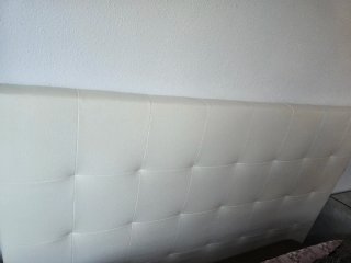 Cabecero de piel sintética blanco