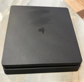 Consola PS4 Slim Negra