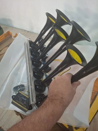 Bocina de aire eléctrica 6 tubos