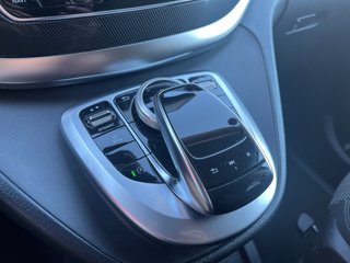 Mercedes-Benz Clase V220d AVANTGARDE 2021