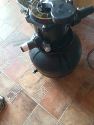 Bomba y filtro de arena para piscina