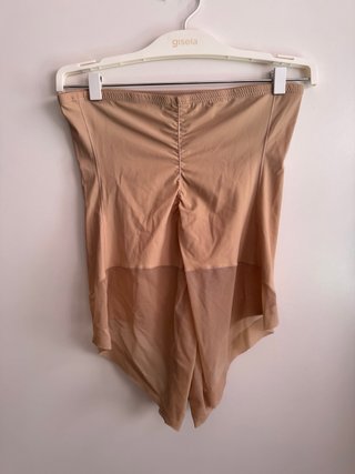Faja moldeadora Ysabel Mora nude