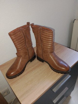 Botas TNG Talla 37 Marrones