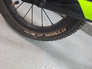 Bicicleta sin pedales B'TWIN negra