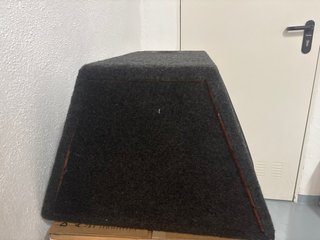Subwoofer JBL para Coche