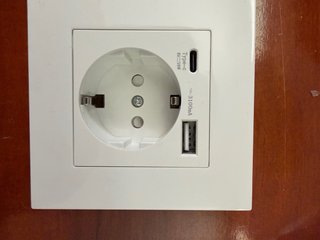 Enchufe Pared con USB Tipo C y USB