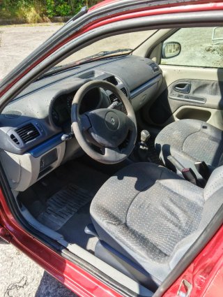 Renault Clio 2004