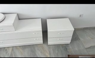 Mueble TV blanco y gris