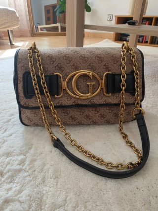 Bolso Guess beige y negro
