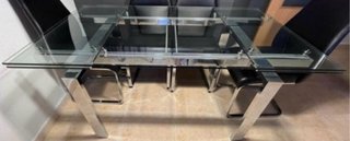 Mesa Comedor Cristal y Metal