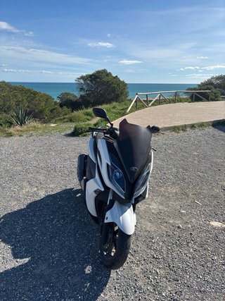 Kymco XCT 125i Maxi Scooter
