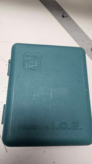 Multímetro Analógico Profesional ICE 2820R