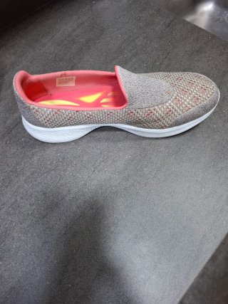 Zapatillas Skechers Gris y Rosa