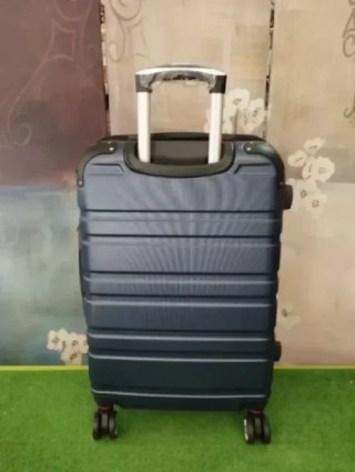 Maleta Mediana Extensible Nueva